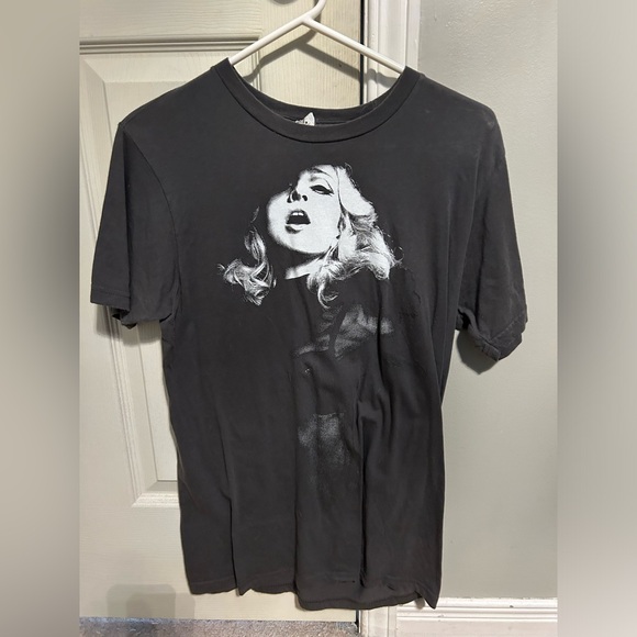 Madonna concert t shirt. Sticky and Sweet Tour. 2000’s. Used Grey Women’s Med - Picture 1 of 5